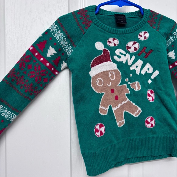 Festive Green Kids Sweater with Gingerbread Design - Picture 3 of 7